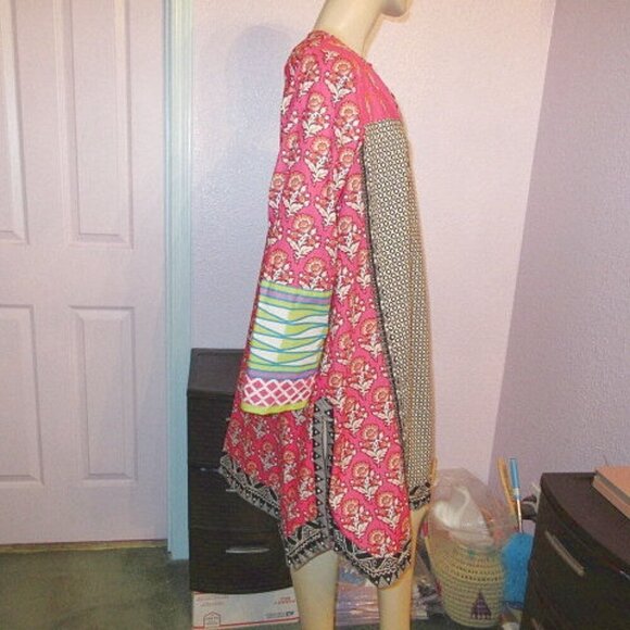 Khaadi Pret EMBROIDERED Kurta DRESS Size 16 MIX PRINT Long Sleeves COTTON Light - Picture 5 of 10